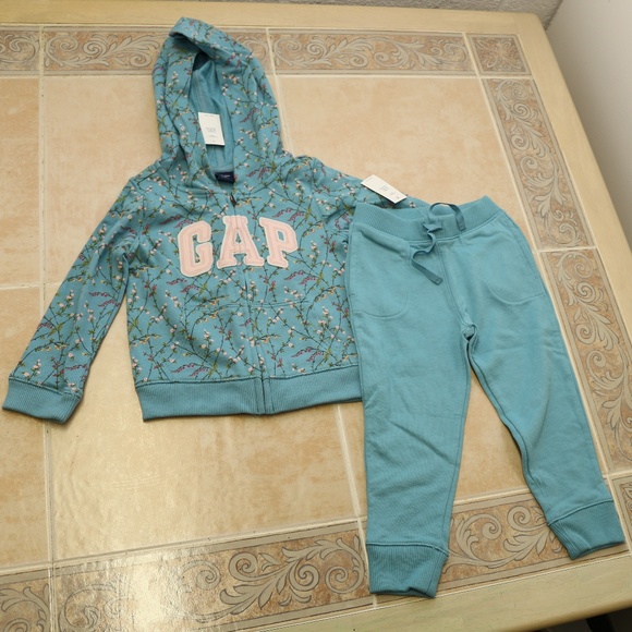 Gap Other - Gap Hoodie Set